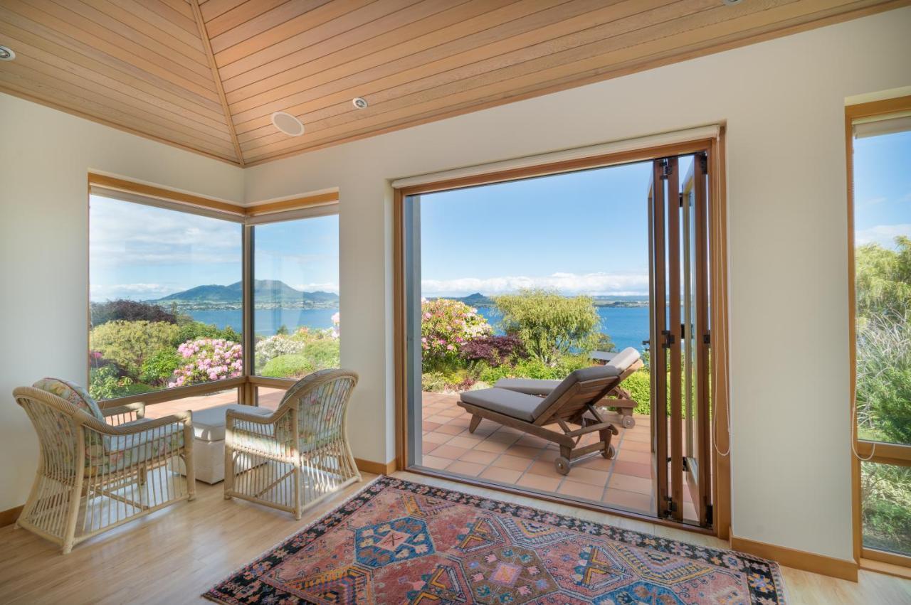 Lake Vista Lodge Taupo Bagian luar foto
