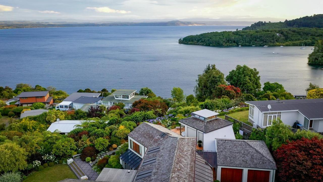 Lake Vista Lodge Taupo Bagian luar foto