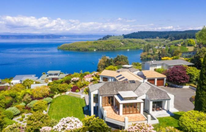 Lake Vista Lodge Taupo Bagian luar foto