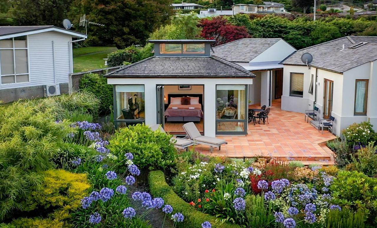 Lake Vista Lodge Taupo Bagian luar foto