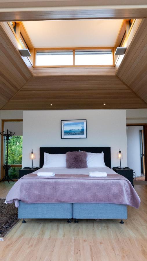 Lake Vista Lodge Taupo Bagian luar foto