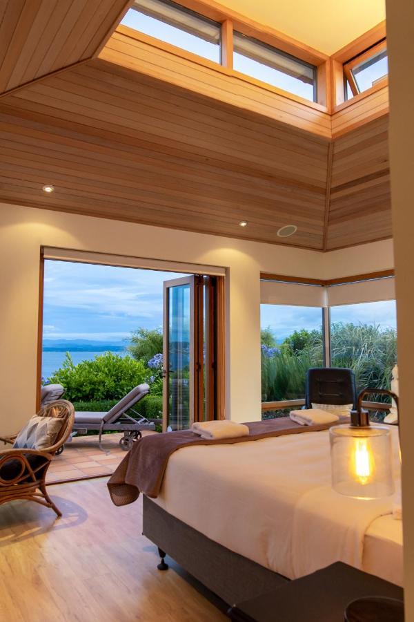 Lake Vista Lodge Taupo Bagian luar foto