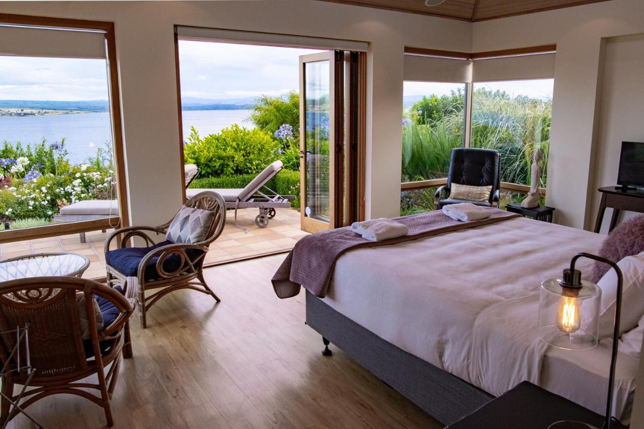 Lake Vista Lodge Taupo Bagian luar foto